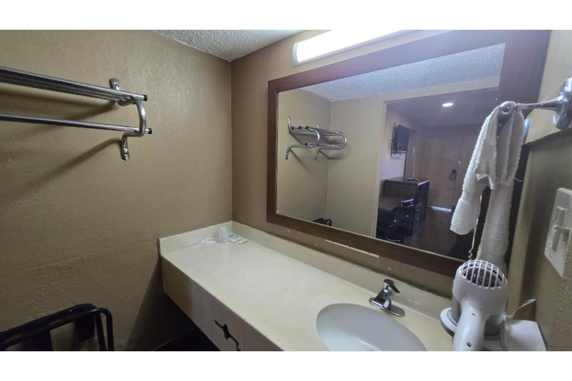 Diamond Inn Motel By Oyo Jackson Hwy 80- I-20 エクステリア 写真
